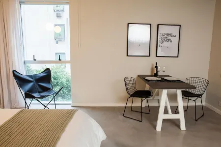 Babel Studios Отели рядом с достопримечательностью «Museo de Armas de la Nacion»