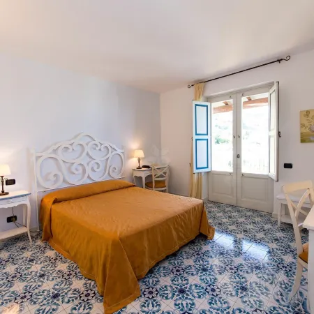Hotel Bougainville