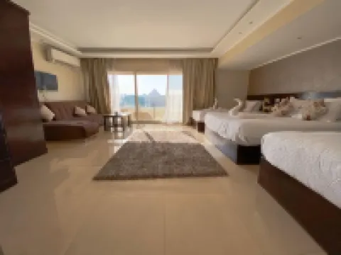 Egypt Pyramids Inn