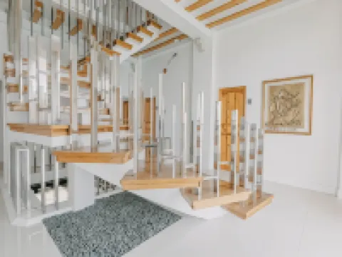 マーク・ヴァネリオスロブ オスロブのホテル