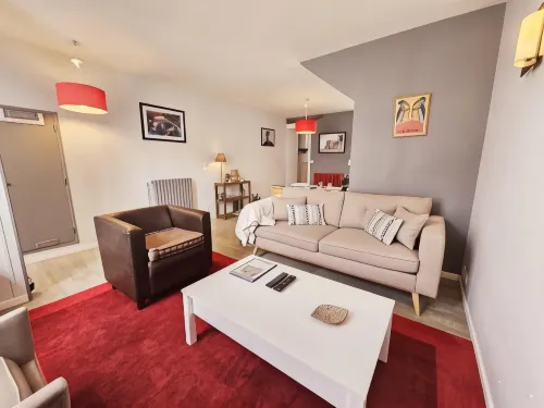 Maison de Ville Confortable Avec Cour Interieure