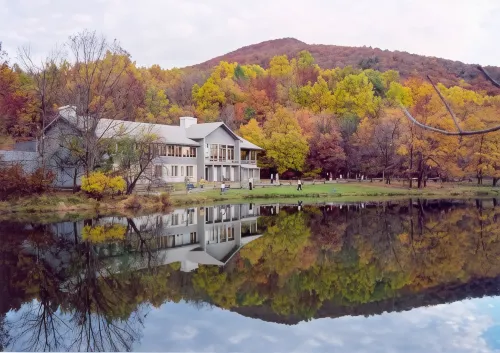 Peaks of Otter Lodge Hotels in Bedford County