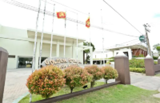 ゴールデン スター ビーチ ホテル