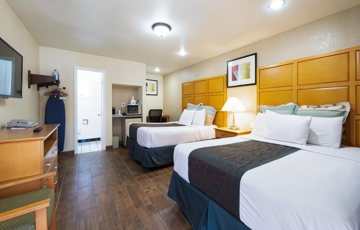 Signature Inn Merced Yosemite Parkway