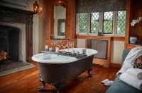 Great Fosters - Near Windsor - Romantic
