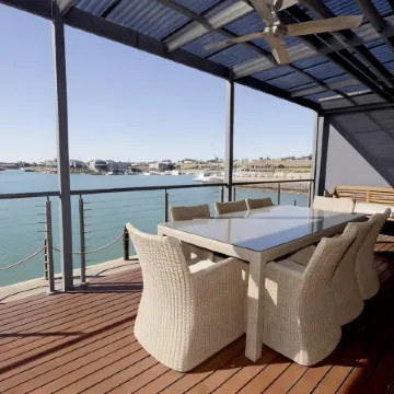 Wallaroo Marina Apartments