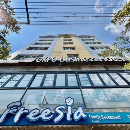 Okpo Business Hotel