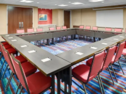 Fairfield Inn & Suites Cape Cod Hyannis Hotels in Barnstable