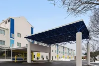 Days Inn by Wyndham Penn State Hotels in Ferguson Township