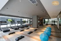 Rare Gem! Indoor Pool, Rooftop, Center of the City Hotel a 
