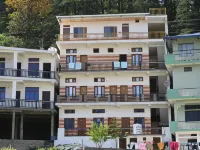 An Himalayan View by StayApart Hotel a Chhatanga