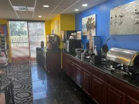 Days Inn & Suites by Wyndham Fort Pierce I-95 - petit déjeuner