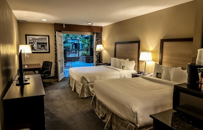 Heritage Inn