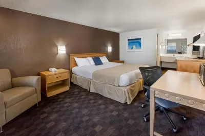 Knights Inn Flint Các khách sạn gần Phi Delta Theta Fraternity