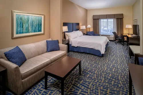Holiday Inn Express & Suites Lebanon