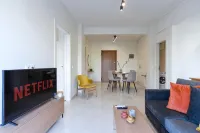 Modern 2-bedroom Apartment in Downtown Glyfada