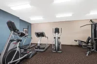 Hawthorn Extended Stay by Wyndham Williston - Gym