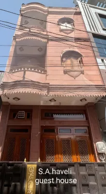 S A Haveli Guest House のホテル