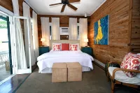 Simonton Court Historic Inn & Cottages - Inns