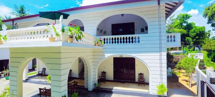 Sri Lankan Villa Hotels in Ahangama