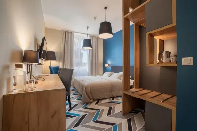 Hotel Traffic Wrocław Stare Miasto飯店 Archive Wroclaw University of Technology附近的飯店