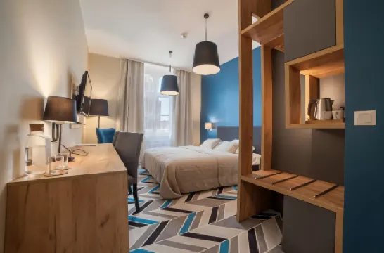 Hotel Traffic Wrocław Stare Miasto Отели рядом с достопримечательностью «University of Wrocław»