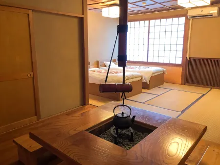 Togurakamiyamadaonsen Shunjyuan Kikusui Ryokan