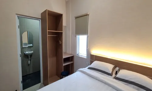 J&L Inn Semarang Hotels in North Semarang