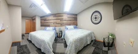 Four Main Bedrooms with 6 Optional Sleeping Rooms Available! 4 Bathrooms!