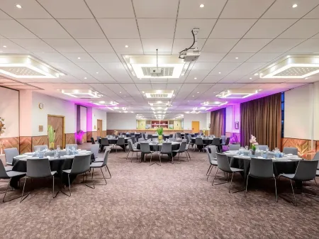 Novotel Birmingham Centre Отели в г. Бирмингем