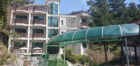 Jecheon Pentel House