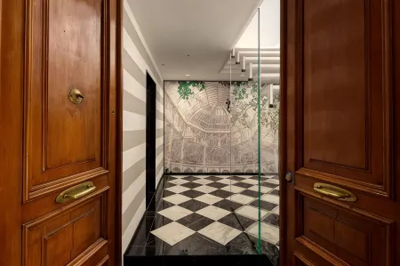 Livin' Portofino Sea Отели рядом с достопримечательностью «St. Anthony of Niasca»