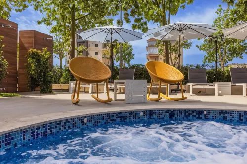 Le Grove Hotel - Superior Boutique Hotels in Sahel Aalma