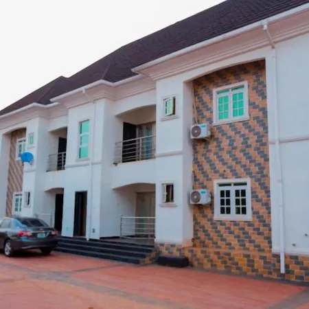 AZ KINGS HOTEL AND APARTMENT