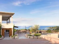Hôtel & Spa A Cala - Suites Piscines Privées - Adults Only Hotels in Conca