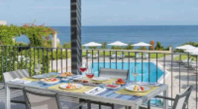 Blue Jasmine Hotel