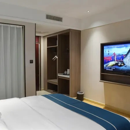 White Water Shengtai Hotel