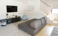 The White Barn