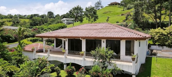 Stunning Views of Lake Arenal & Volcano in Secure Safe Gated Vacation Community Hotels in Tilaran