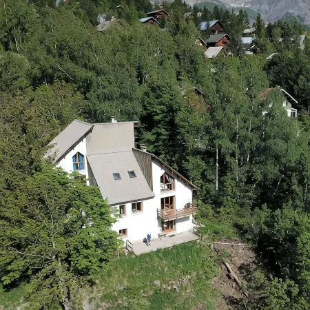 Spacious apartment in chalet with a beautiful view!