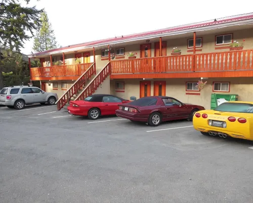 Rocky Mountain Springs Lodge Hotels in Radium Hot Springs