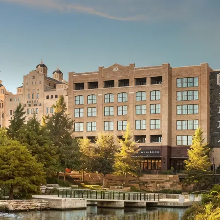 Hotel Emma at Pearl on the Riverwalk