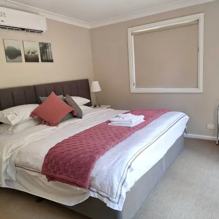 Camellia Cottage - Your Peaceful Mountain Getaway!