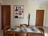 Garden apartment 20m from the sea