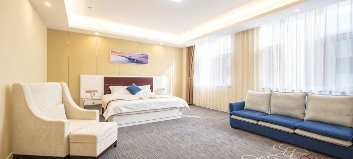 Mintai Select Hotel (Zibo Vientiane Huiba Daju Branch) Отели в г. Цзыбо