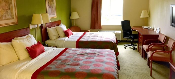 Comfort Inn & Suites Hotels in Glynn County