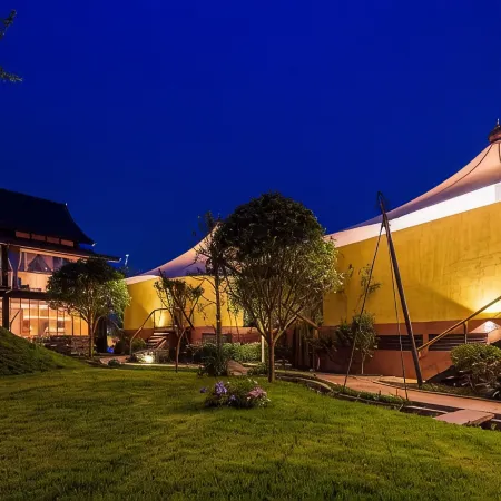 Chengdu Miaoxi Wild Luxury Resort Hotel
