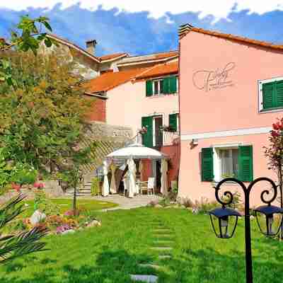 Family Holiday Home, quiet and tranquility 6km from the sea! Hotel Exterior