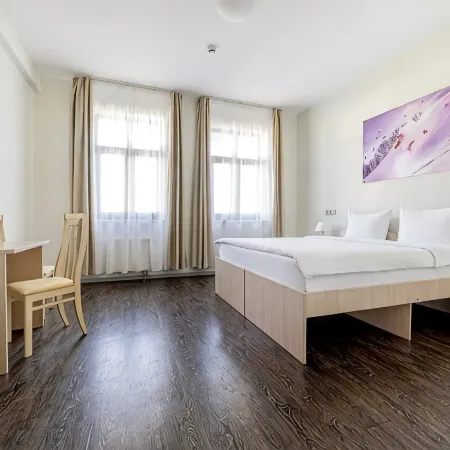Filosofiya Gor, Korpus A Hotel