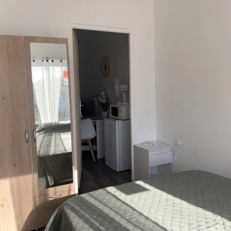 Air-Conditioned Cottage